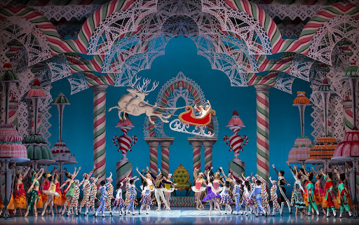 Nutcracker-Finale-Scene